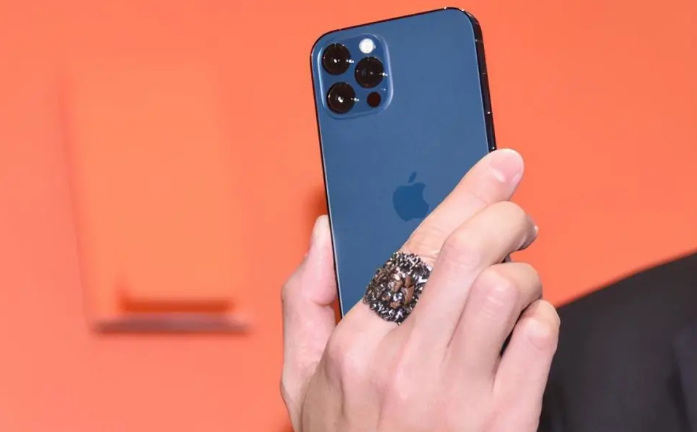 盐湖苹果手机维修分享iPhone12系列重启方法教程 